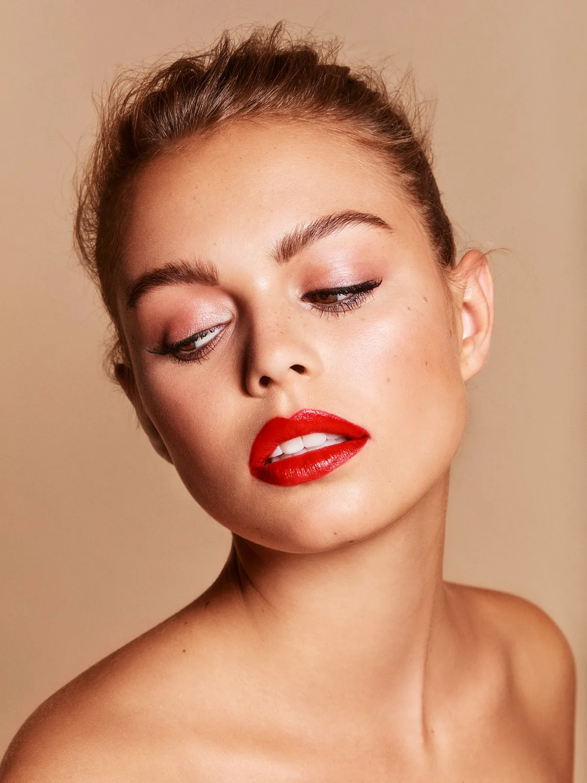 YOUSTART Cosmectis Advertising